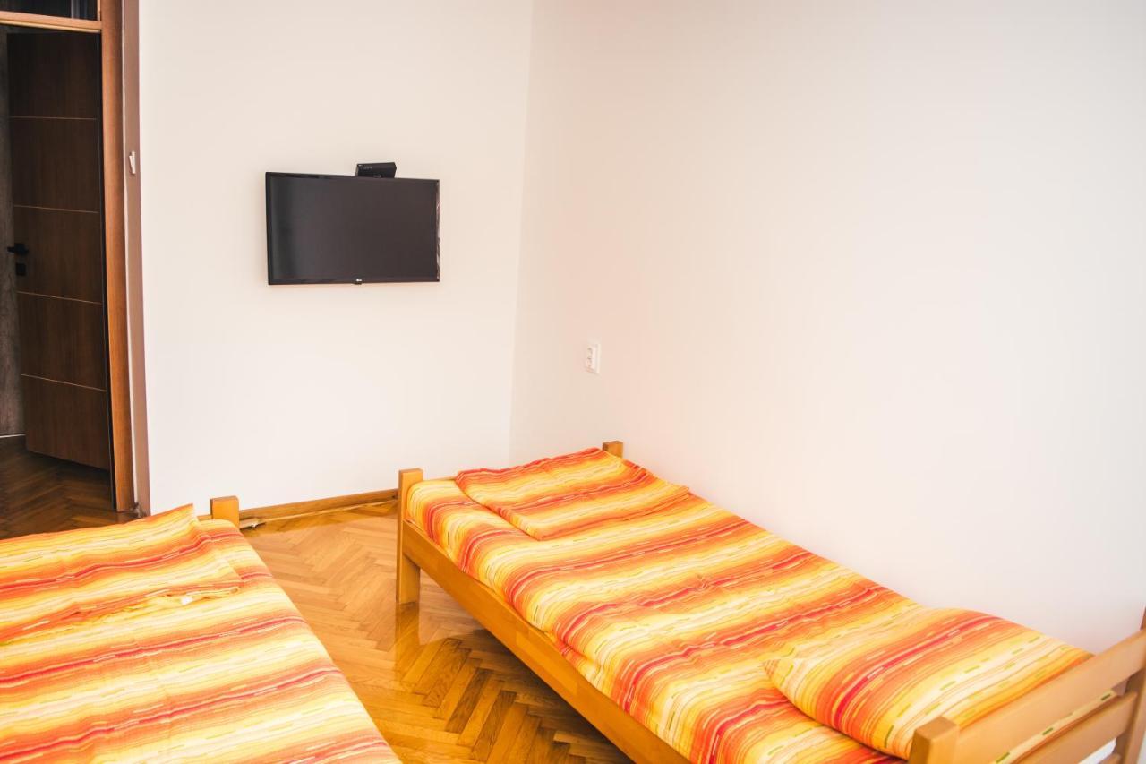 NiAparment Theatre公寓 外观 照片
